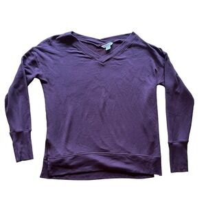 Athleta womens purple pullover sweater/top. Size Small.
